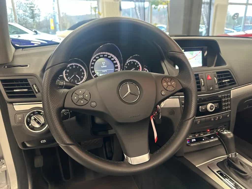 Mercedes-Benz E-Class 200 Cabrio CGI|52.842km|AHK|Aircap|Leder|Navi 10/2010-photo-16