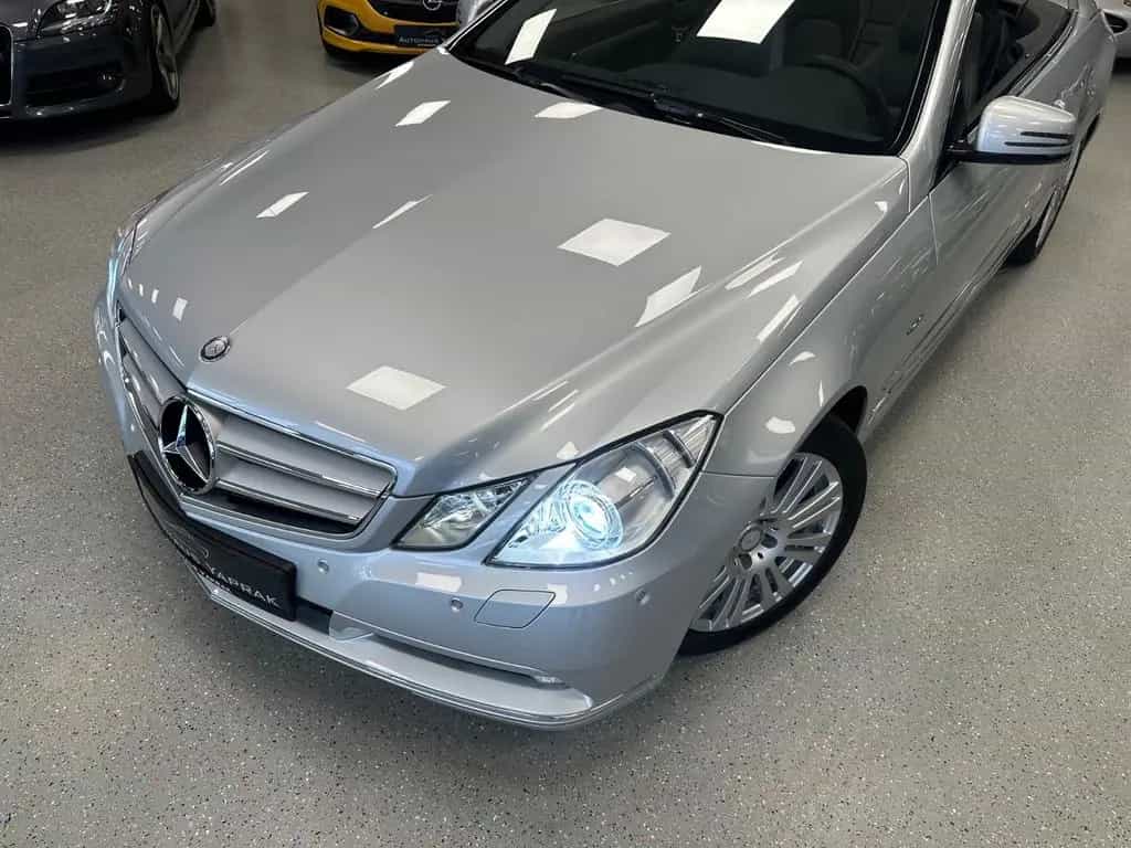 Mercedes-Benz E-Class 200 Cabrio CGI|52.842km|AHK|Aircap|Leder|Navi 10/2010-photo-3