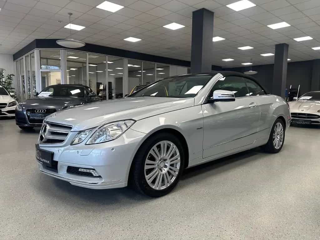 Mercedes-Benz E-Class 200 Cabrio CGI|52.842km|AHK|Aircap|Leder|Navi 10/2010-photo-34