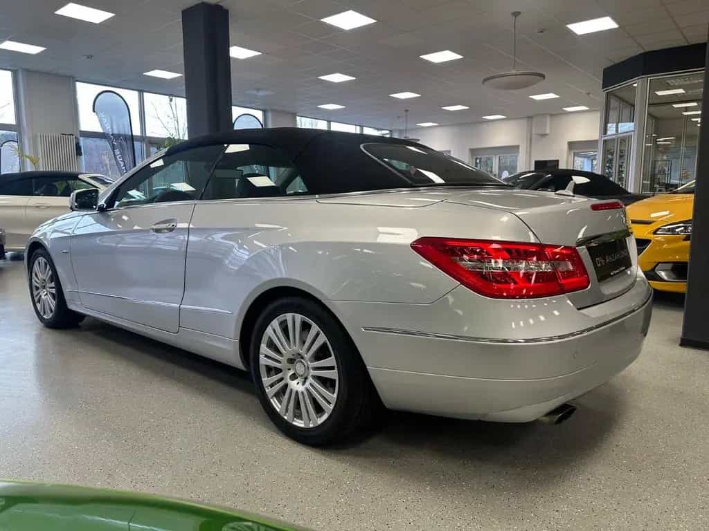 Mercedes-Benz E-Class 200 Cabrio CGI|52.842km|AHK|Aircap|Leder|Navi 10/2010-photo-37