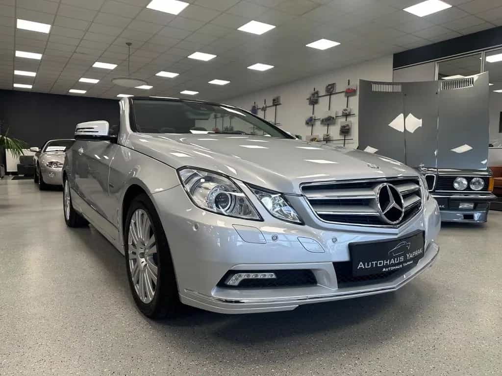 Mercedes-Benz E-Class 200 Cabrio CGI|52.842km|AHK|Aircap|Leder|Navi 10/2010-photo-6