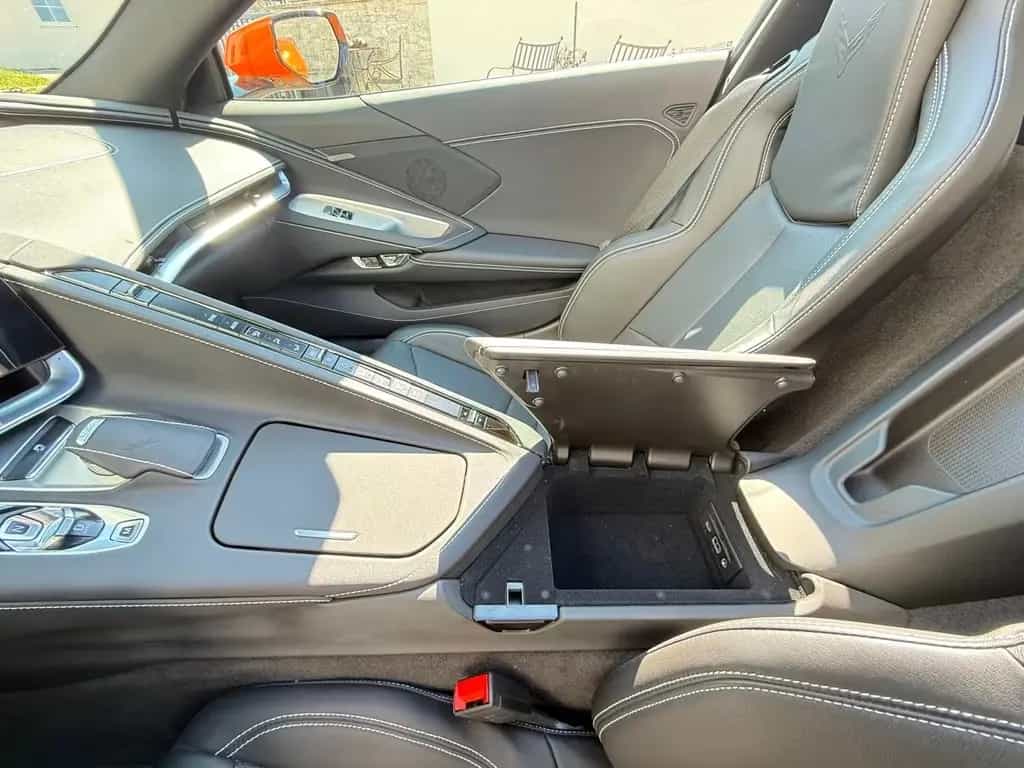 Corvette C8 Stingray V8*LT3*Eurpoa Modell*Convertible 12/2025-photo-23