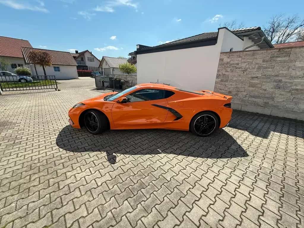 Corvette C8 Stingray V8*LT3*Eurpoa Modell*Convertible 12/2025-photo-3