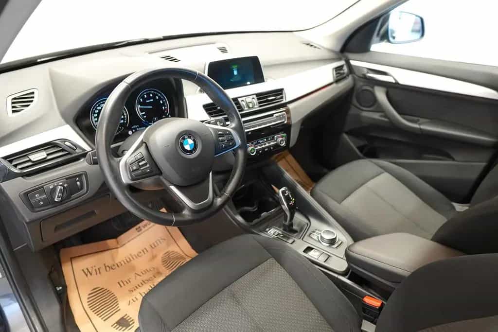 BMW X1 sDrive18i Aut. "Advantage" LED*SITZH*NAVI 12/2018-photo-12