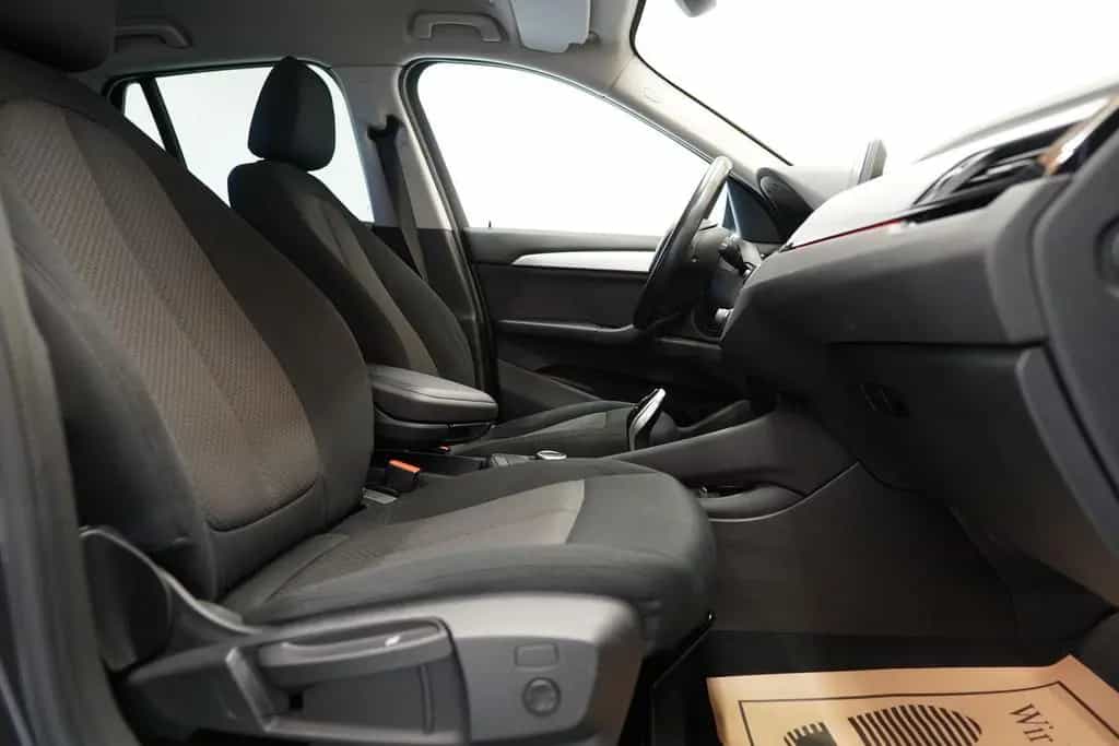 BMW X1 sDrive18i Aut. "Advantage" LED*SITZH*NAVI 12/2018-photo-18