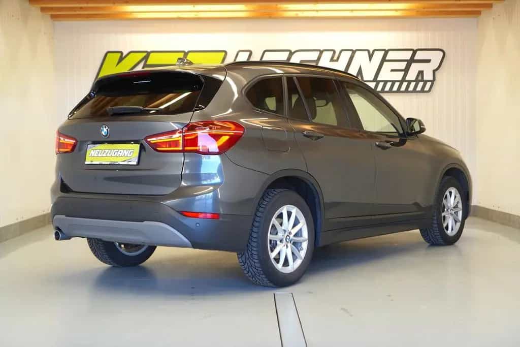 BMW X1 sDrive18i Aut. "Advantage" LED*SITZH*NAVI 12/2018-photo-3