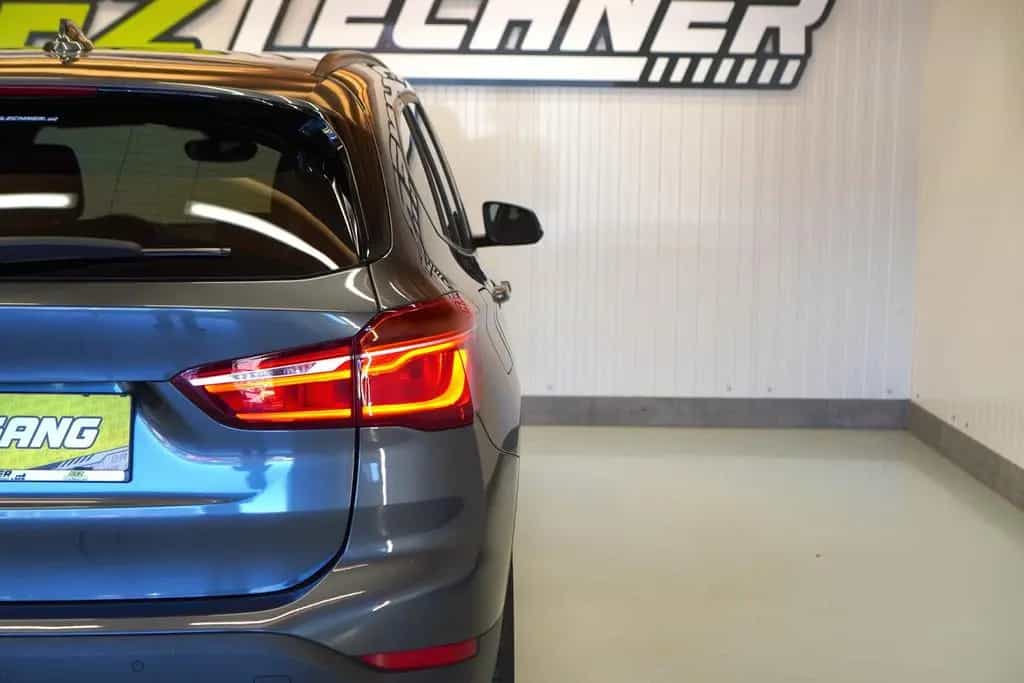 BMW X1 sDrive18i Aut. "Advantage" LED*SITZH*NAVI 12/2018-photo-5