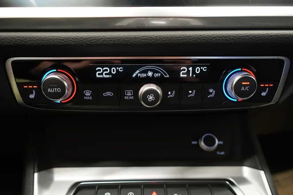 Audi Q3 35 TDI S-tr. "S line" VIRTUAL*LEDER*SITZH* 08/2022-photo-32