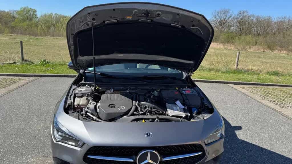 Mercedes-Benz CLA-Class 200 04/2021-photo-12
