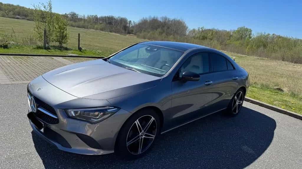 Mercedes-Benz CLA-Class 200 04/2021-photo-3