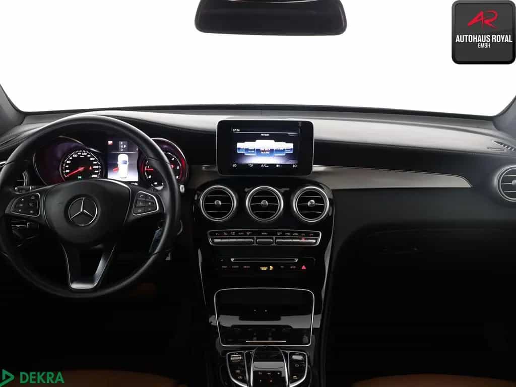 Mercedes-Benz GLC-Class 4M AMG NIGHT PANORAMA,BURMESTER,KAMERA 01/2018-photo-8