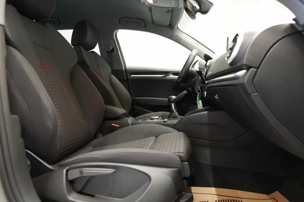 Audi A3 SB 30 TFSI "sport" LED*SITZ*ACC*NAVI*O-PAK 02/2020-photo-18