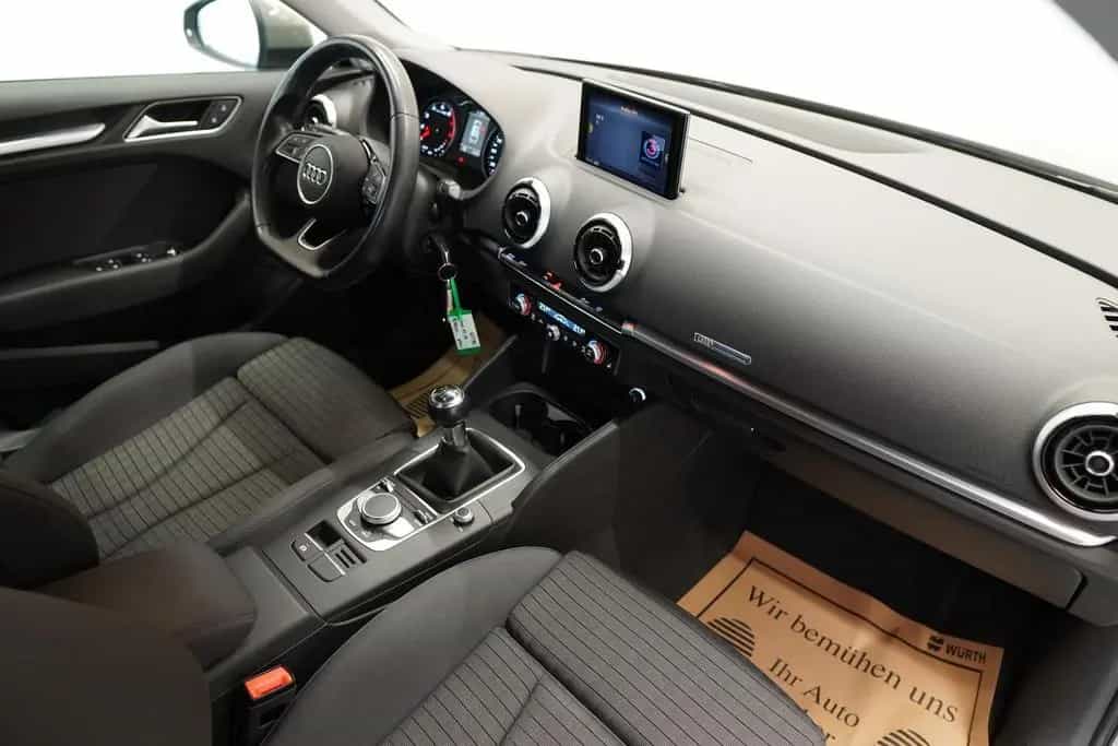 Audi A3 SB 30 TFSI "sport" LED*SITZ*ACC*NAVI*O-PAK 02/2020-photo-19