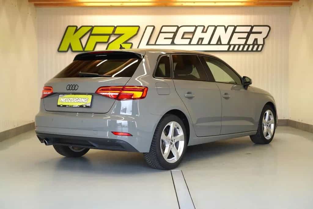 Audi A3 SB 30 TFSI "sport" LED*SITZ*ACC*NAVI*O-PAK 02/2020-photo-3