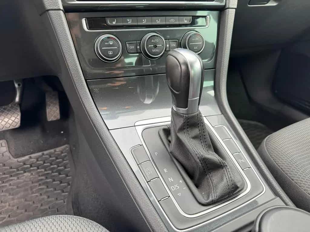 Volkswagen Golf VII 1.0 TSI DSG LED DYNAUDIO APP CONNECT 11/2018-photo-13