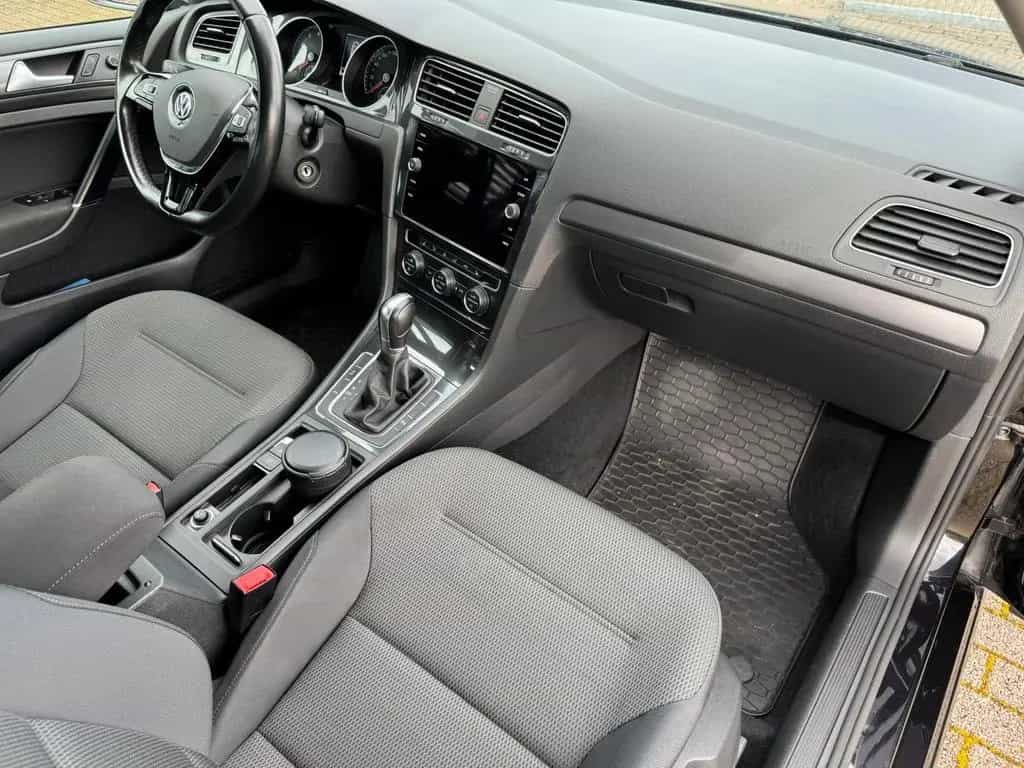 Volkswagen Golf VII 1.0 TSI DSG LED DYNAUDIO APP CONNECT 11/2018-photo-17