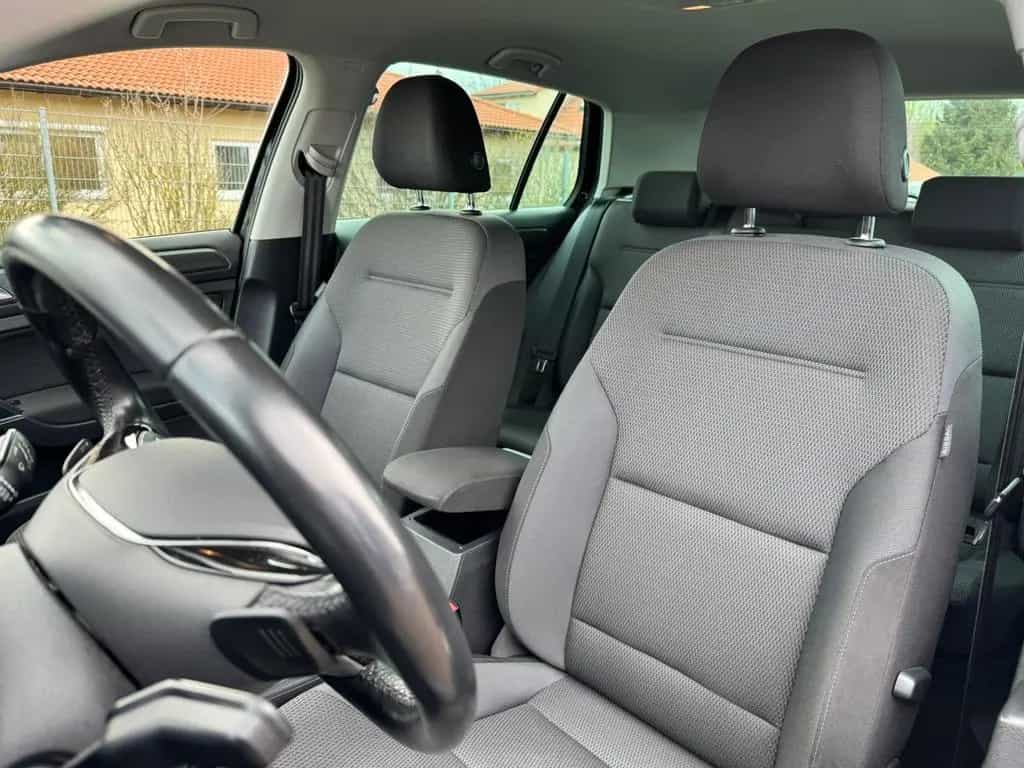 Volkswagen Golf VII 1.0 TSI DSG LED DYNAUDIO APP CONNECT 11/2018-photo-9