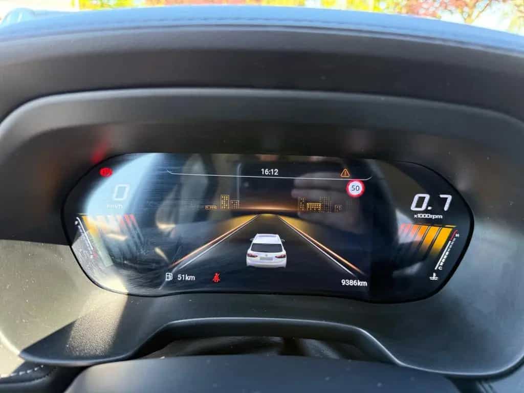MG ZS ICE 1.5 Comfort *LED*360°*SHZ*CarPlay*Navi*PD 05/2025-photo-11