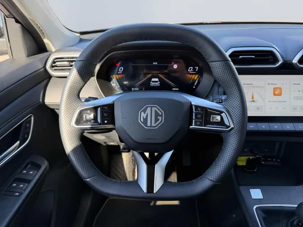 MG ZS ICE 1.5 Comfort *LED*360°*SHZ*CarPlay*Navi*PD 05/2025-photo-9