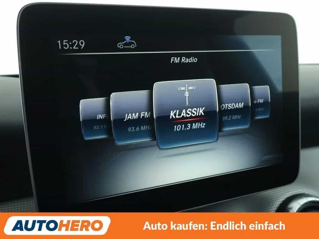 Mercedes-Benz CLA-Class 220 Shooting Brake 4Matic Urban Aut.*LED* 01/2017-photo-20