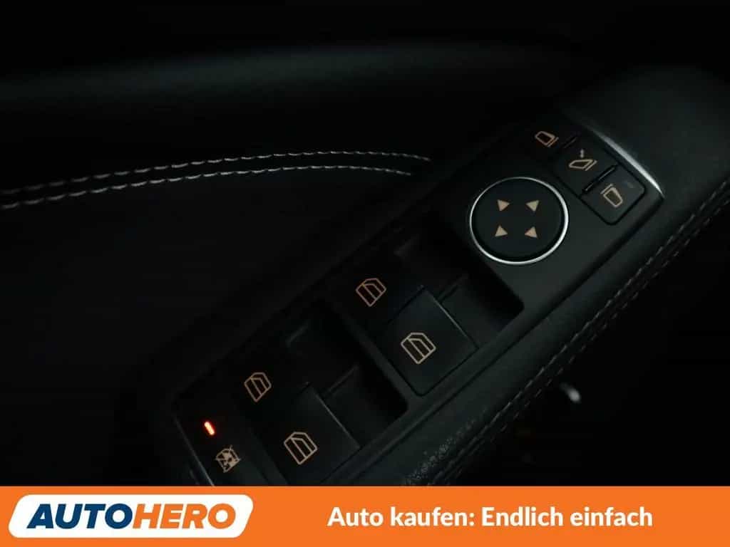 Mercedes-Benz CLA-Class 220 Shooting Brake 4Matic Urban Aut.*LED* 01/2017-photo-29