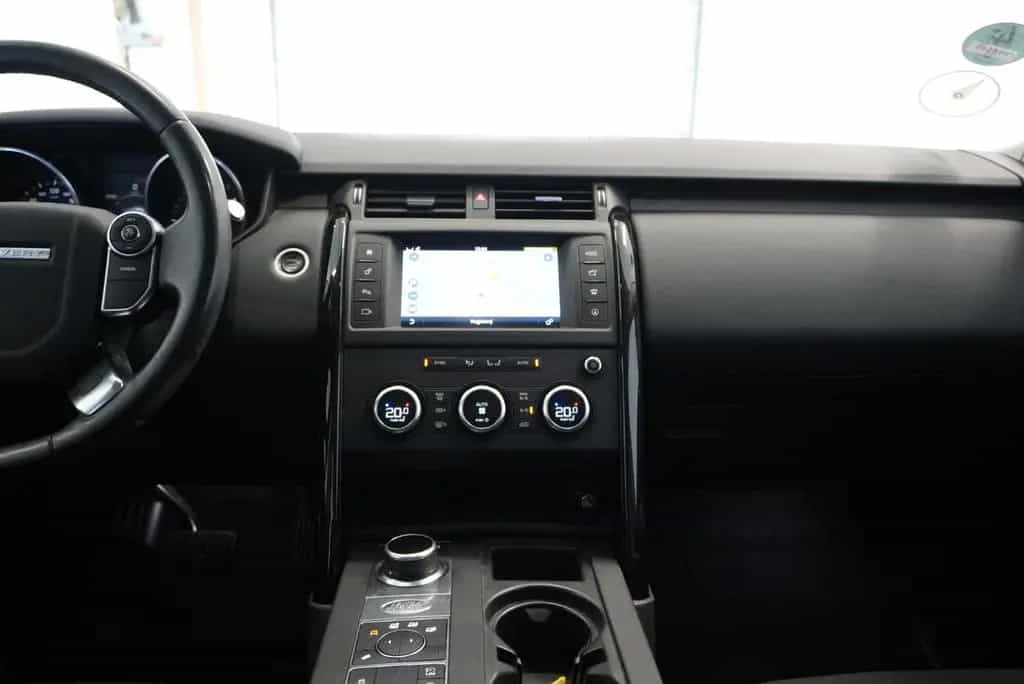 Land Rover Discovery 5 2,0 TD4 4WD AUT. S *Org. KM!* 04/2019-photo-19