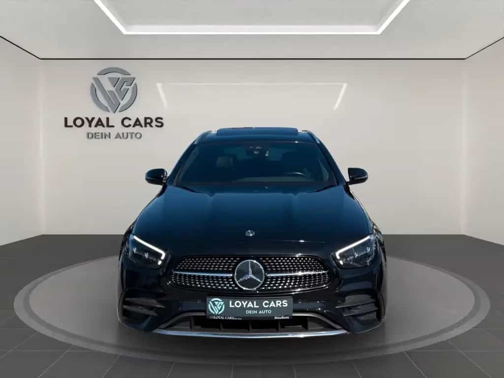 Mercedes-Benz E-Class d T 4M*AMG*SB-DACH*AHK*LED*KAMERA*Wides 11/2020-photo-1