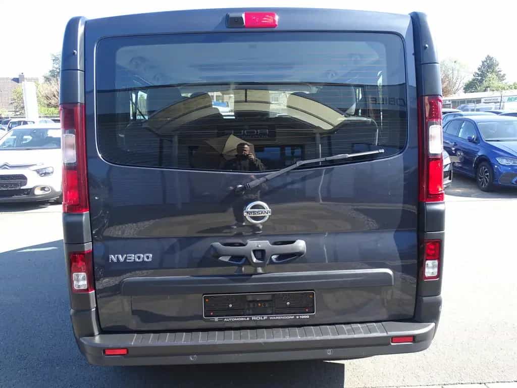 Nissan NV300 L1H1 2,8t N-CONNECTA / R-KAMERA /NAVI /LED 10/2021-photo-5