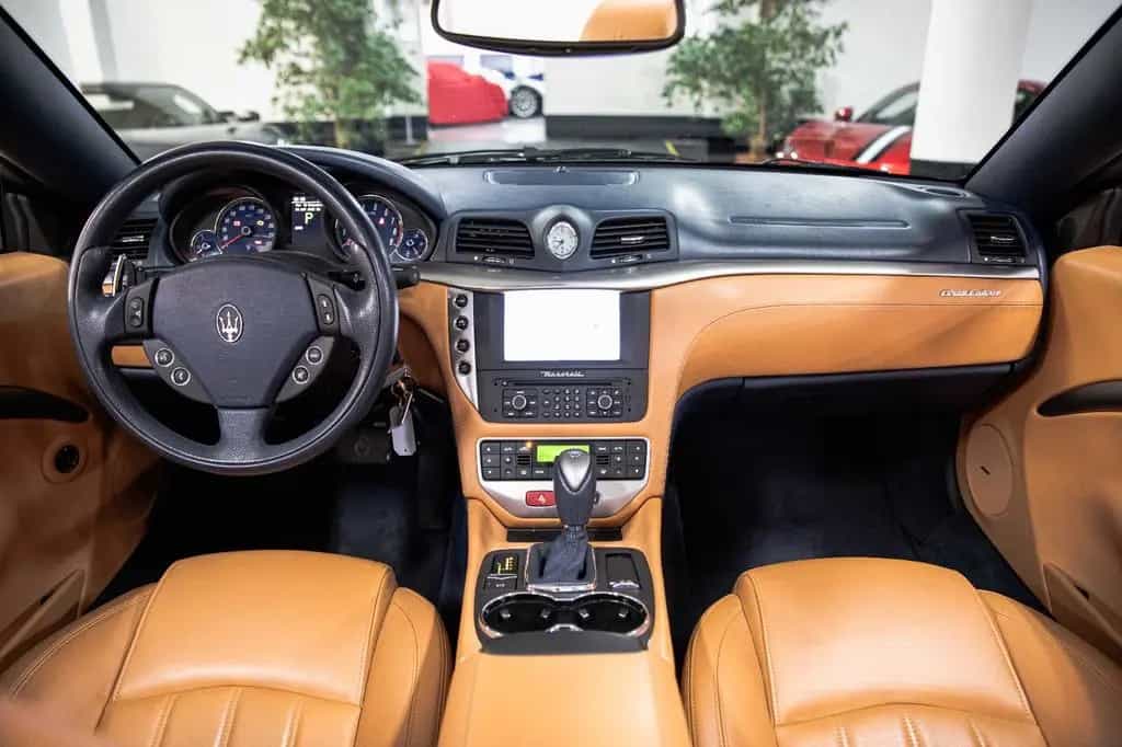 Maserati GranCabrio 4.7 V8 - Bose Surround - Park Assist 06/2010-photo-12