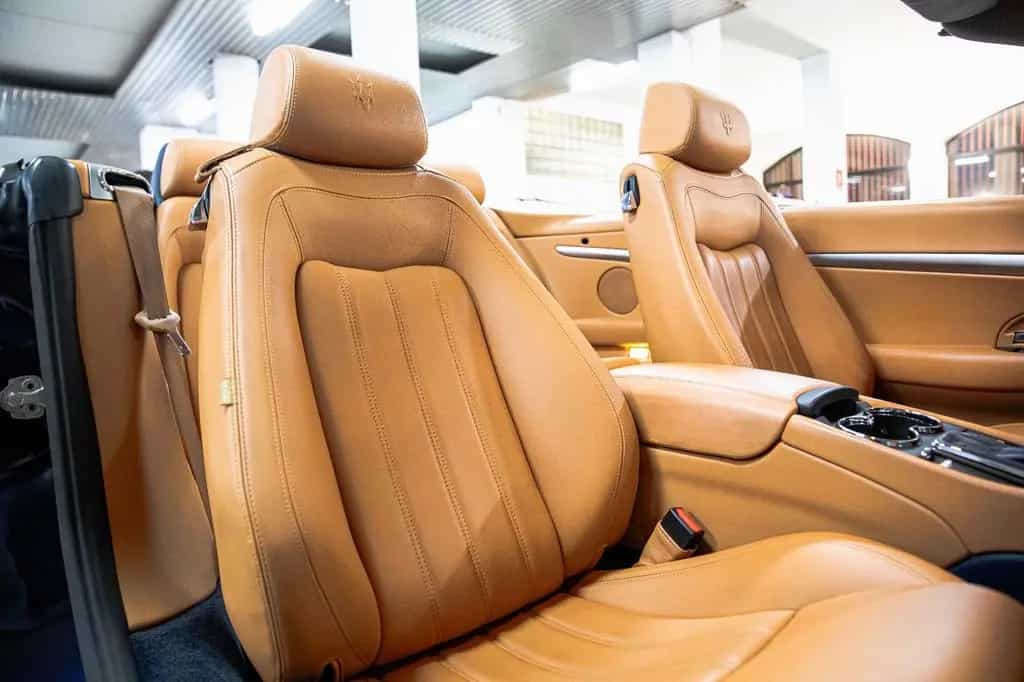 Maserati GranCabrio 4.7 V8 - Bose Surround - Park Assist 06/2010-photo-15