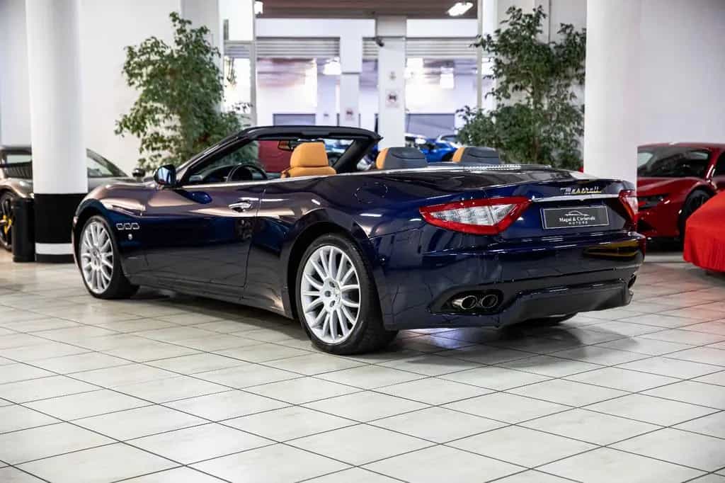 Maserati GranCabrio 4.7 V8 - Bose Surround - Park Assist 06/2010-photo-7