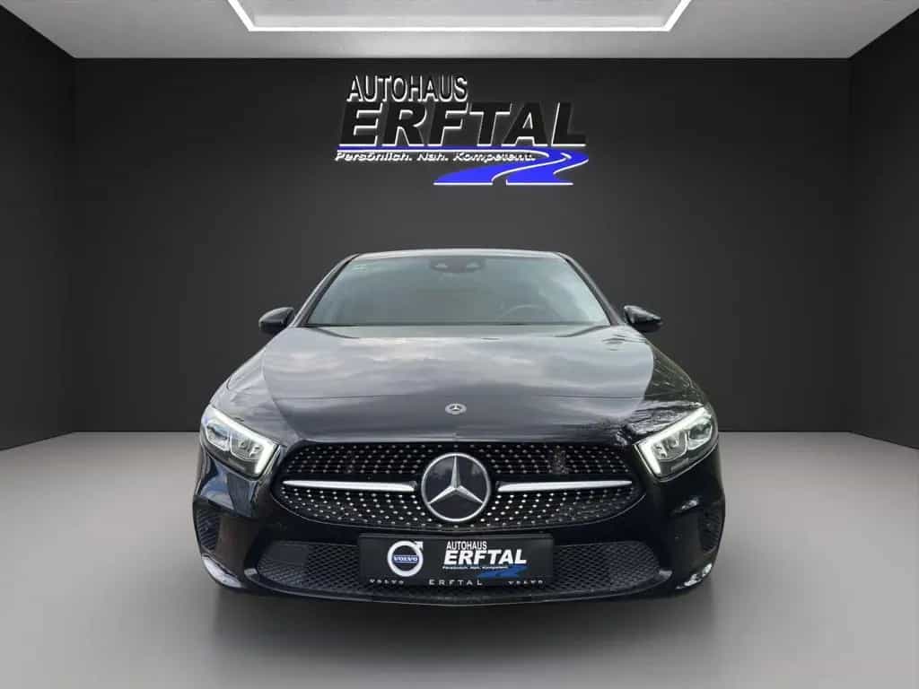 Mercedes-Benz A 220 A220 Edition 19 Navi Digitales Cockpit Sou 01/2020-photo-1