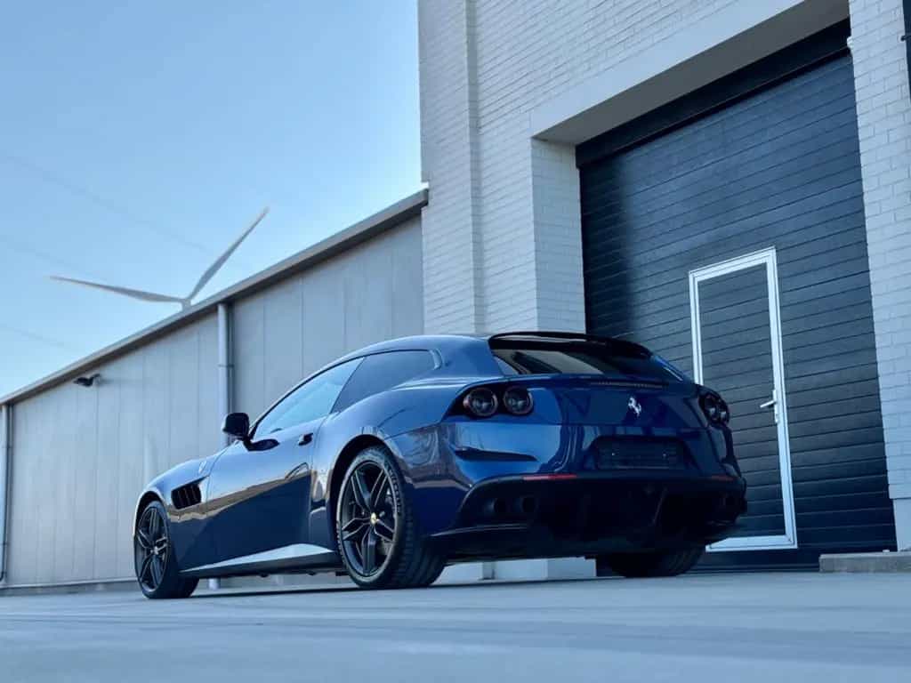 Ferrari GTC4Lusso 6.3 V12 DCT 01/2017-photo-3