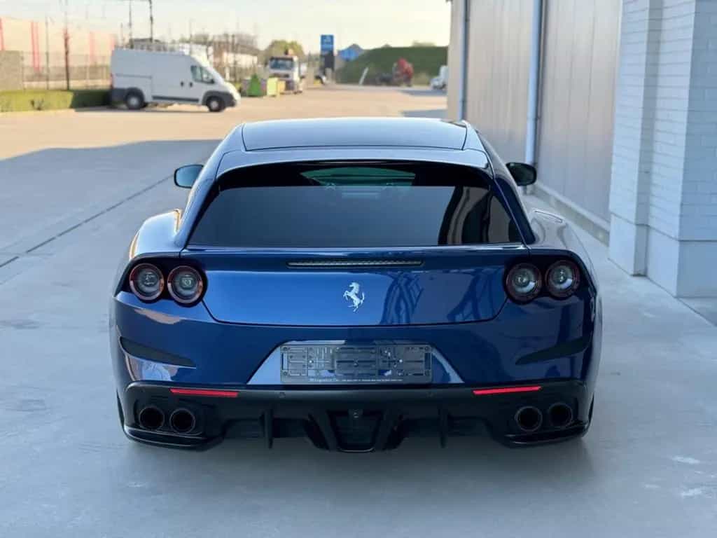 Ferrari GTC4Lusso 6.3 V12 DCT 01/2017-photo-4