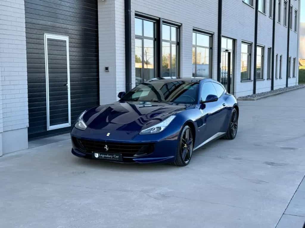 Ferrari GTC4Lusso 6.3 V12 DCT 01/2017-photo-8
