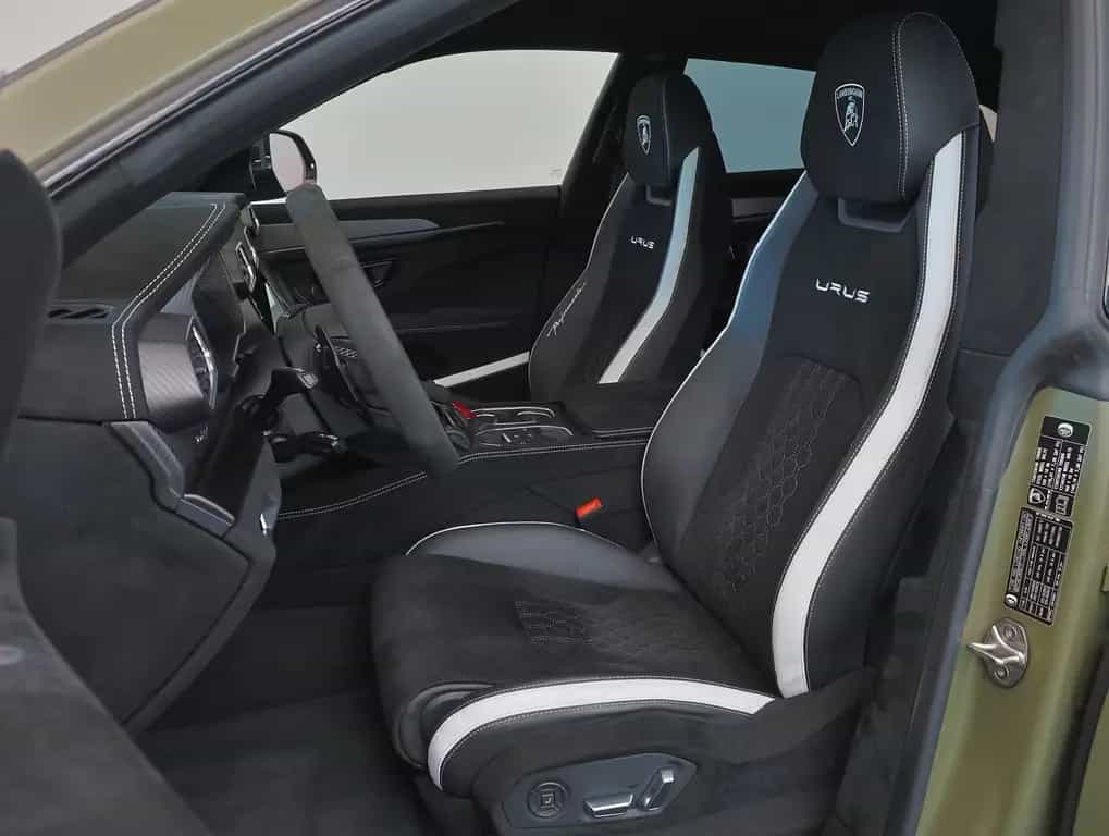 Lamborghini Urus 4.0 V8 Performante 02/2024-photo-6