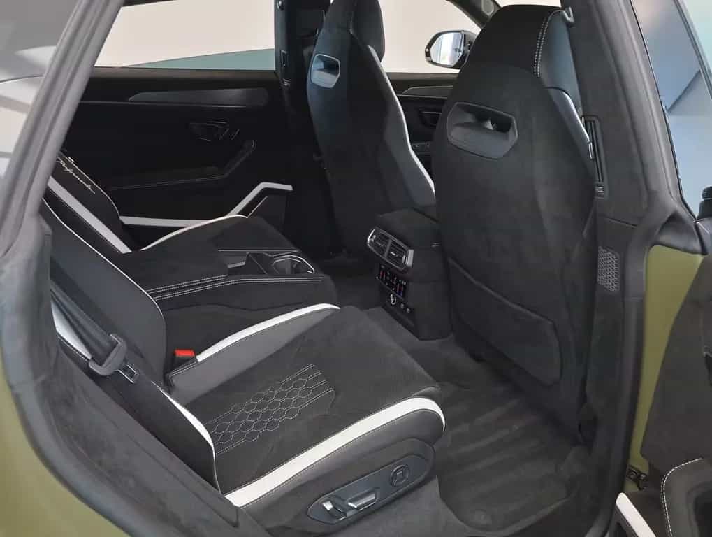 Lamborghini Urus 4.0 V8 Performante 02/2024-photo-8