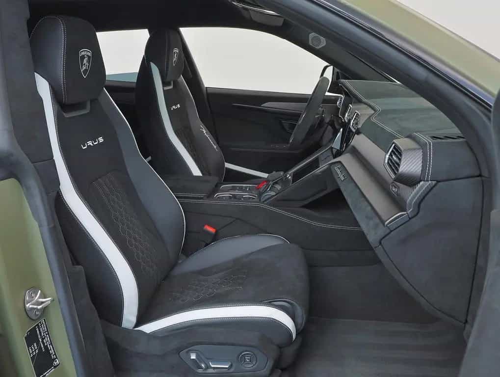 Lamborghini Urus 4.0 V8 Performante 02/2024-photo-9