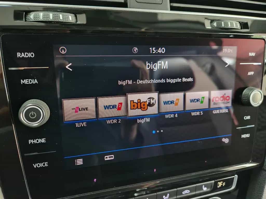 Volkswagen Golf Variant JOIN DSG ACC NAVI SHZ CarPlay M&S 04/2018-photo-16