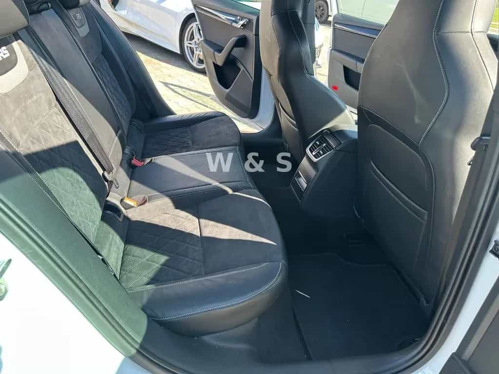 Skoda Octavia Combi RS*AHK*LED*APPLE-CAR* 09/2017-photo-14