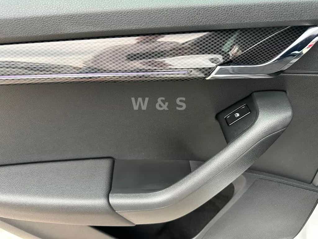 Skoda Octavia Combi RS*AHK*LED*APPLE-CAR* 09/2017-photo-33