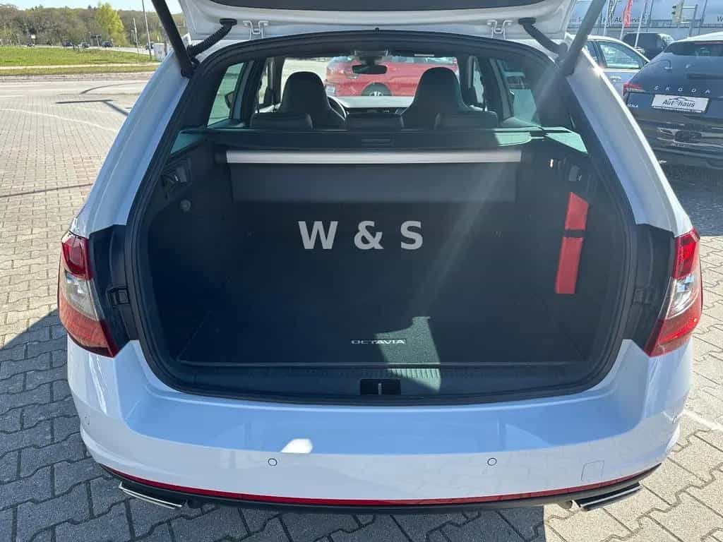 Skoda Octavia Combi RS*AHK*LED*APPLE-CAR* 09/2017-photo-8