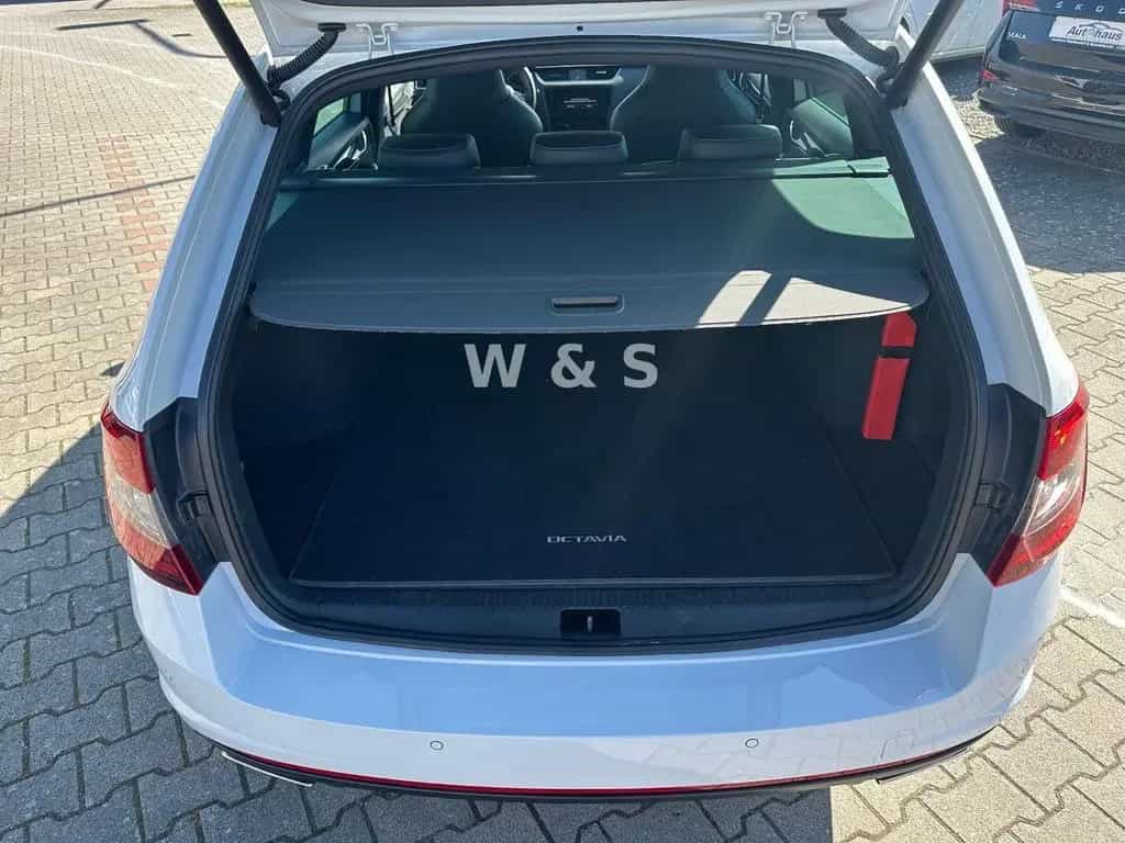 Skoda Octavia Combi RS*AHK*LED*APPLE-CAR* 09/2017-photo-9