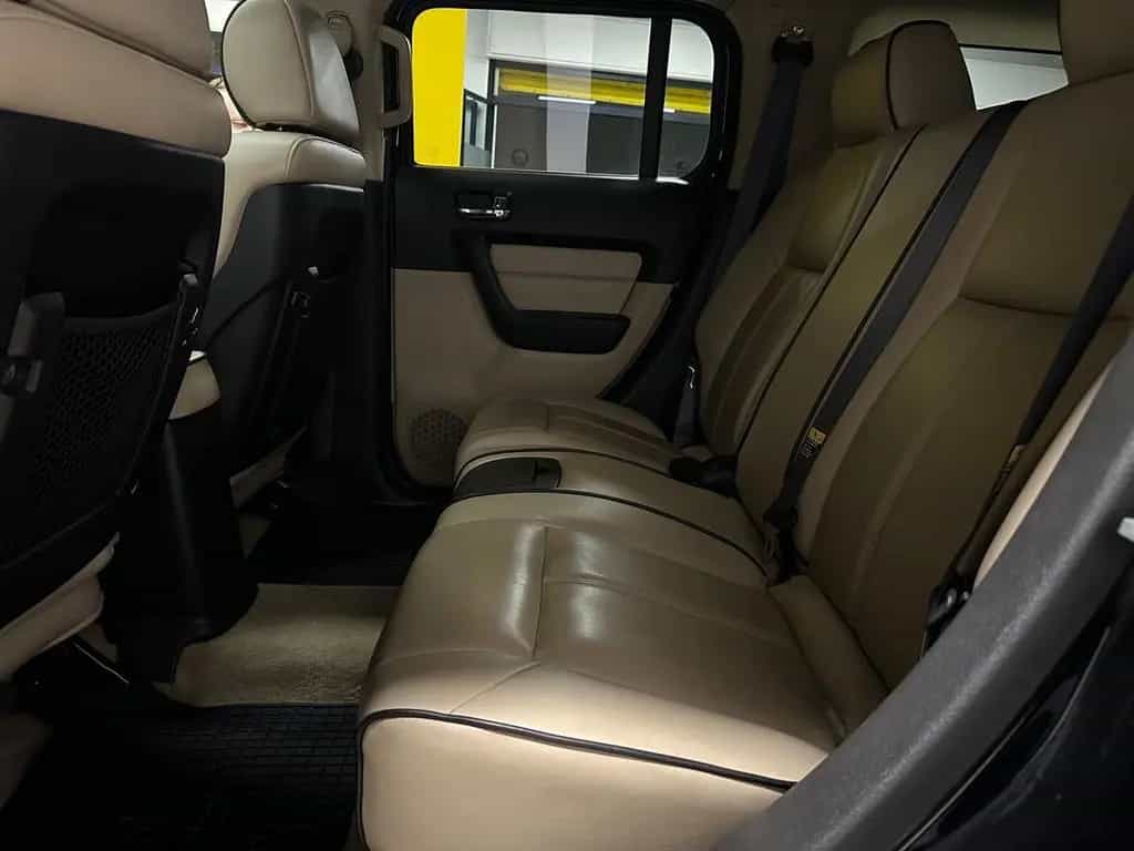 Hummer H3 3.5 SUV 08/2006-photo-11
