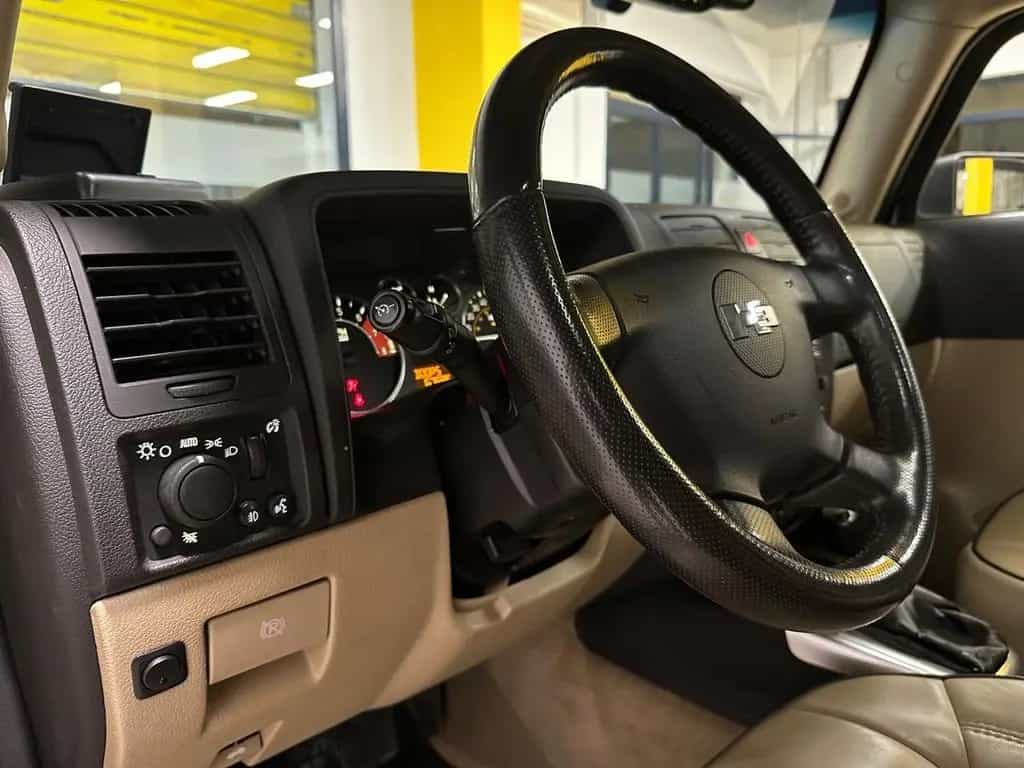Hummer H3 3.5 SUV 08/2006-photo-13