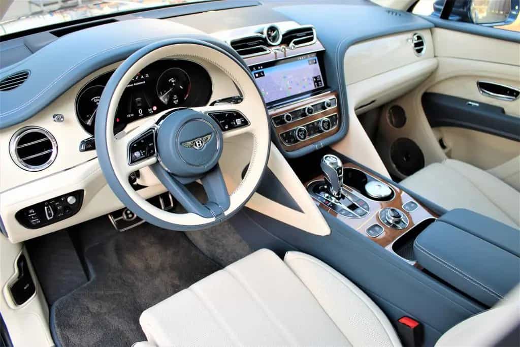 Bentley Bentayga 4.0 V8/ EWB / AZURE / FIRST EDITION / N 11/2022-photo-13