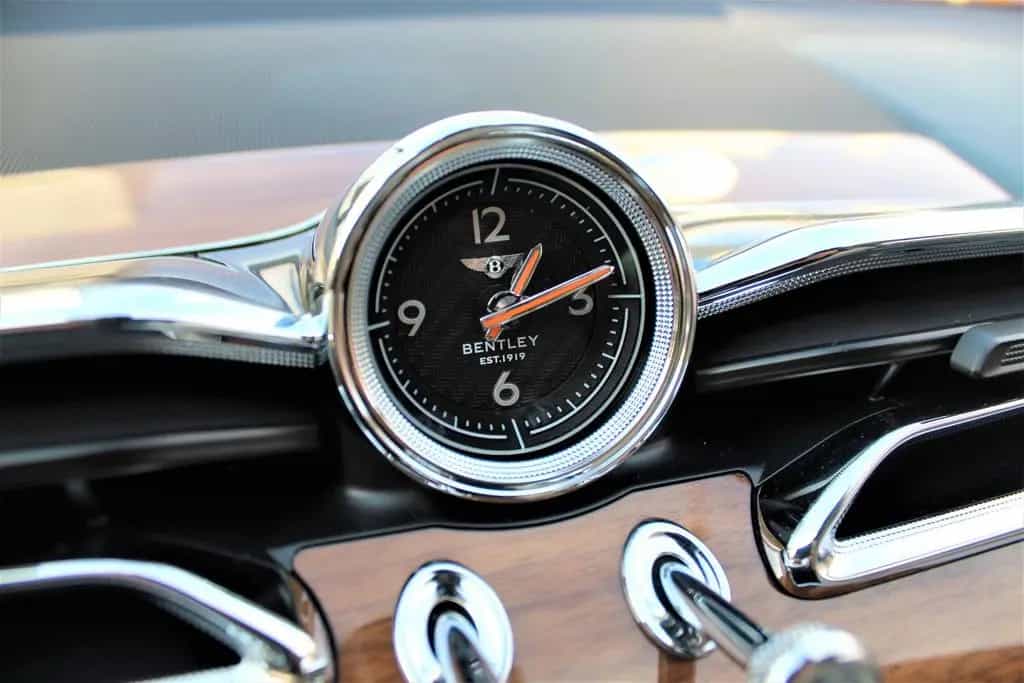 Bentley Bentayga 4.0 V8/ EWB / AZURE / FIRST EDITION / N 11/2022-photo-15