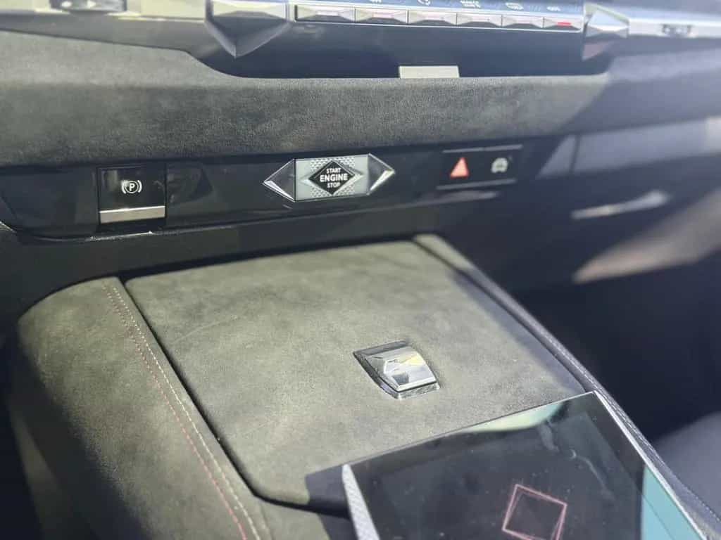 DS Automobiles DS4 Performance Line+/360°Kamera/Pano/Spur/Apple 03/2022-photo-17