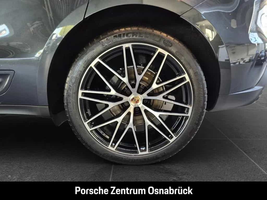 Porsche Macan Pano Luft 21-Zoll RS CarPlay Rückfahrkame 02/2023-photo-11