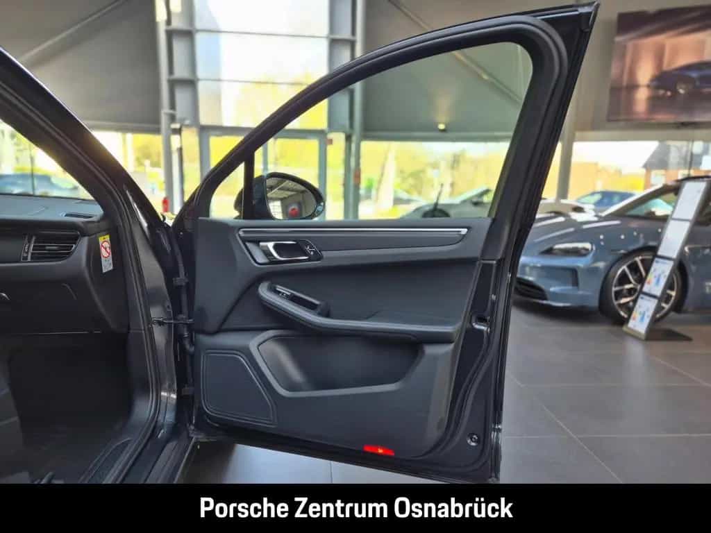 Porsche Macan Pano Luft 21-Zoll RS CarPlay Rückfahrkame 02/2023-photo-32